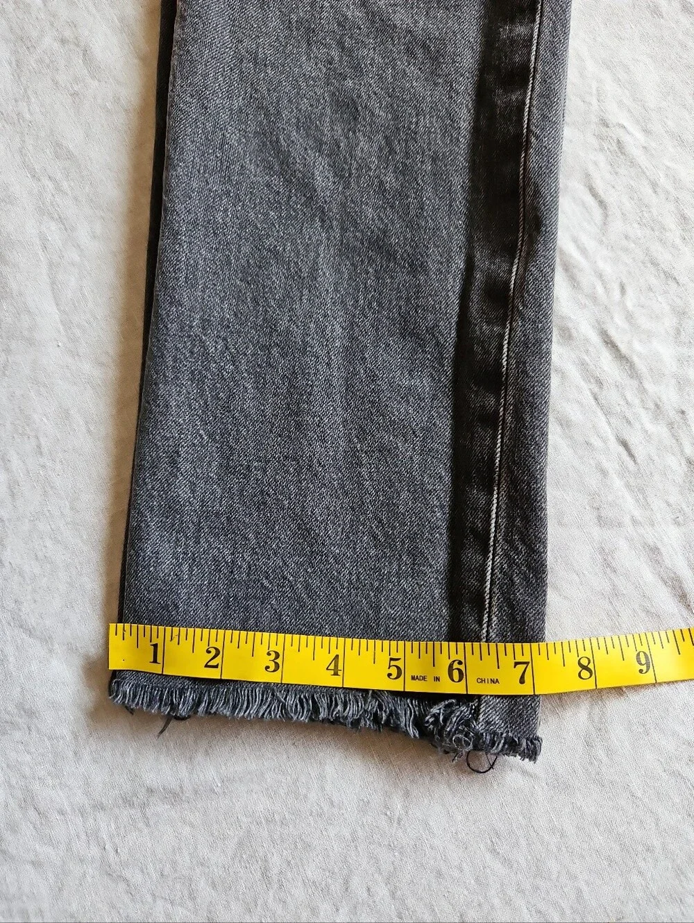 Levi's 501 Charcoal Gray Washed Straight Jeans Raw Hem Button Fly Size 29X30
